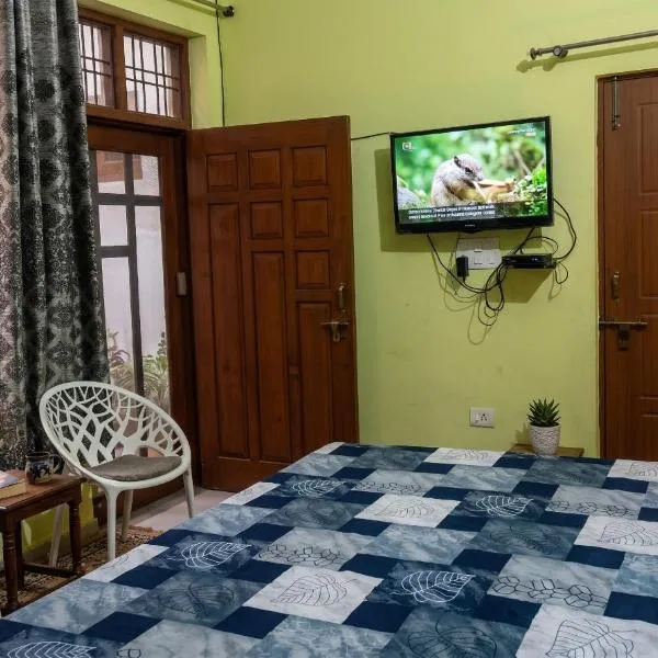 Shivangan - Best Luxury Budget Stay With Mountain View photo 5