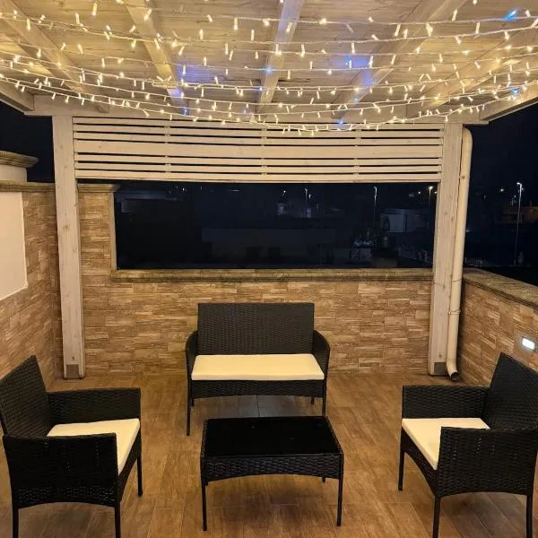Illumina House 3, hotelli kohteessa Giurdignano