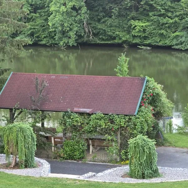 Ferienwohnung Teichblick, hotel din Arnfels
