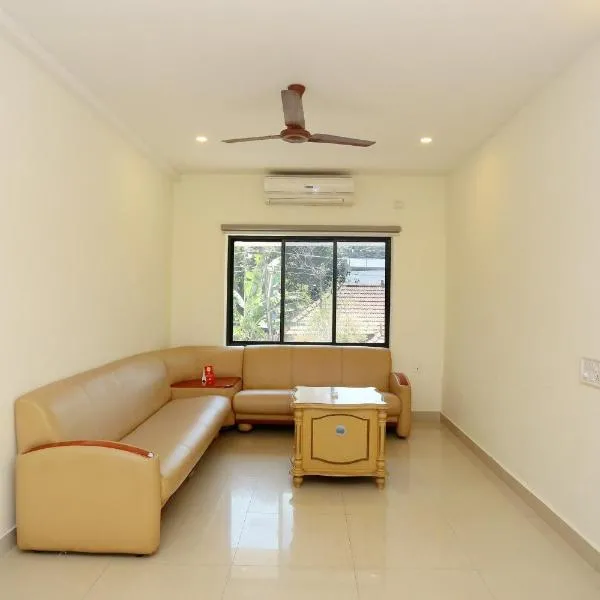 Townhouse Dona Castle, hotel sa Kollam