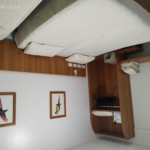 Gold dolphin grand hotel Flet com 1quarto independente,cozinha e sala integrada Para 5 Adultos é 1crianca até 6 anos - Foto 3