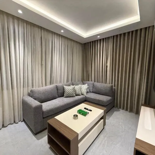 004 JRE apartment with stunning boulevard veiw, готель у Аммані