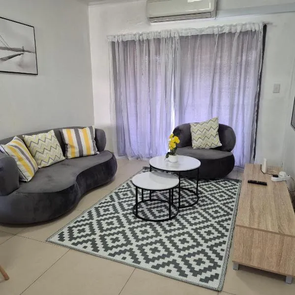Elegant Bliss -2 bedroomed at Dainfern, in Fourways, Sandton, Hotel in Fourways