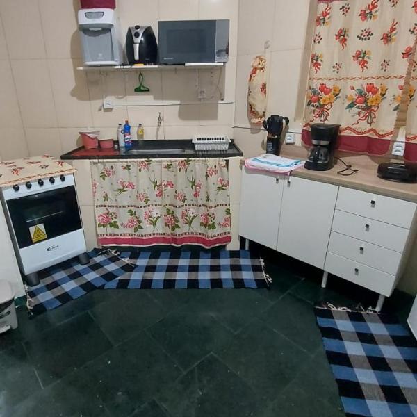 Casa para casal 250 metros do centro - Foto 2