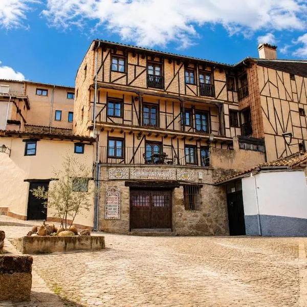 Apartamentos La Iguana, hotel din Hervás