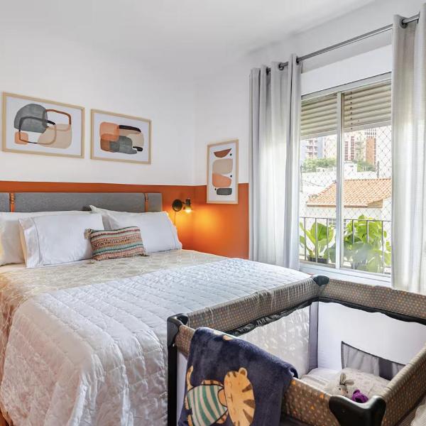 Completo & Família, Quarto cama Queen com AC, Berço opcional, Sofá Cama, Vaga inclusa, Varanda, Wifi 500Mb - Metro Paraíso Av Paulista - Foto 2
