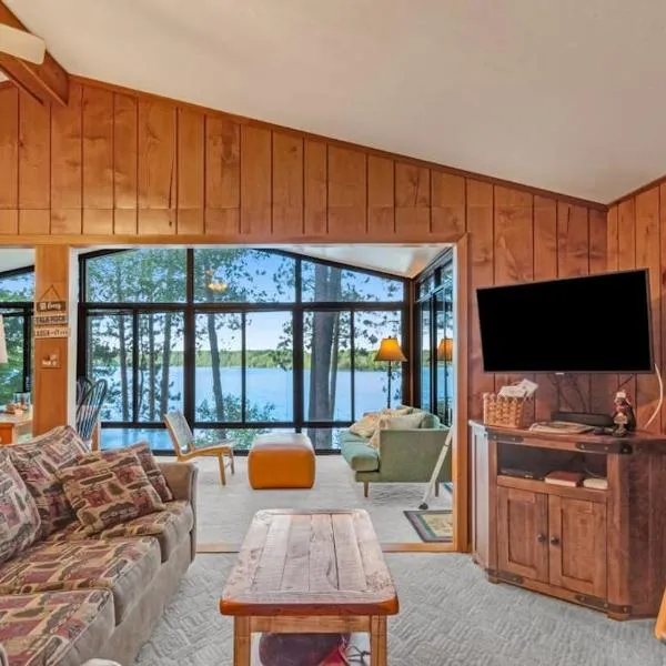 Equanimity, hotel a Eagle River