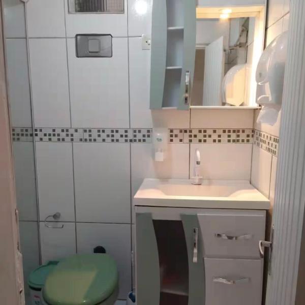 Casa de Fundos com 2 QuartosWi-fi e Estacionamento - Foto 3