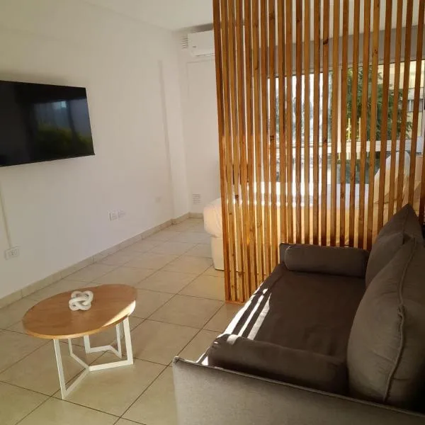 Rodríguez Apart Premium con cochera incluida, hotel en Bahía Blanca