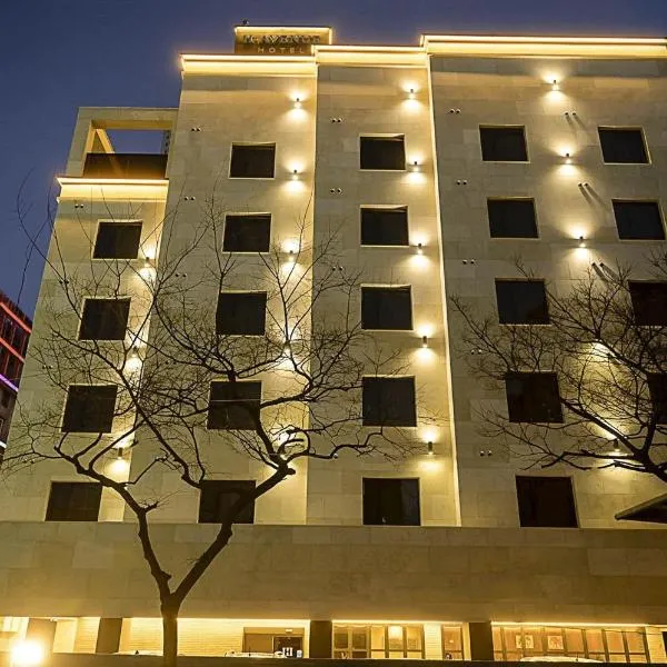 Mokpo H-Avenue Hotel Peace Square, hotel sa Mokpo