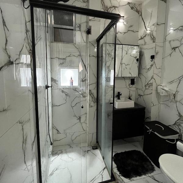 Apartamento Moderno na praia de Copacabana - Foto 3