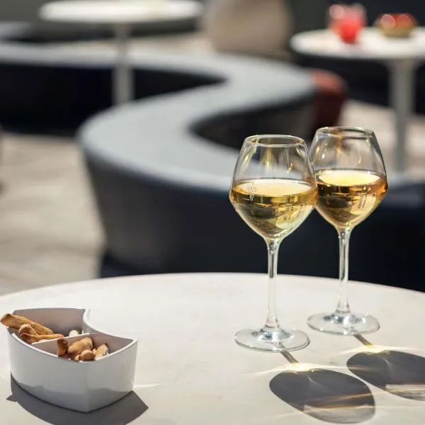 Viesnīca Novotel Paris Coeur d'Orly Airport pilsētā Orlī