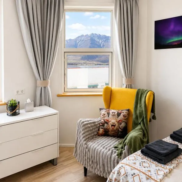Aurora Apartament, хотел в Боргарнес