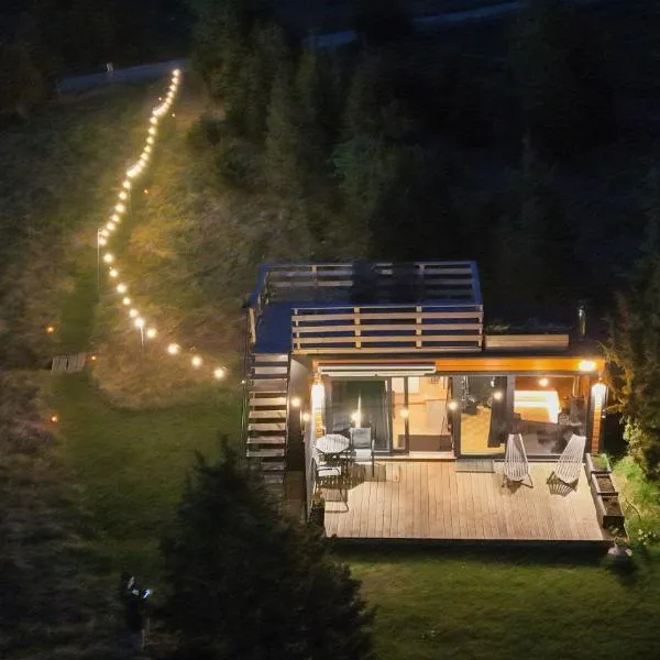 2me2 - getaway in Värati, hotel em Värati