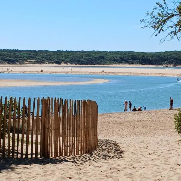 탈몽에 위치한 호텔 Maison 4 personnes dans village atypique proche mer