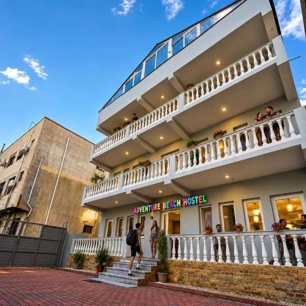 Adventure Beach Hostel Durres, hotel i Durrës