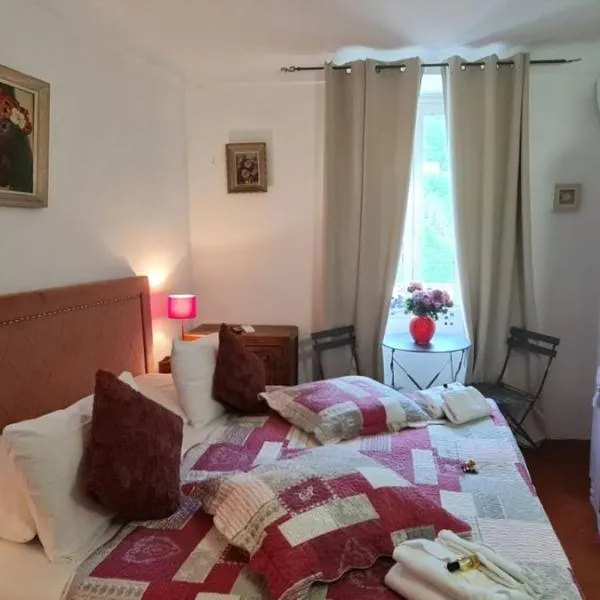 Maison Barnoin-Chambres et villas au calme proche Nice, hotel a Bouyon
