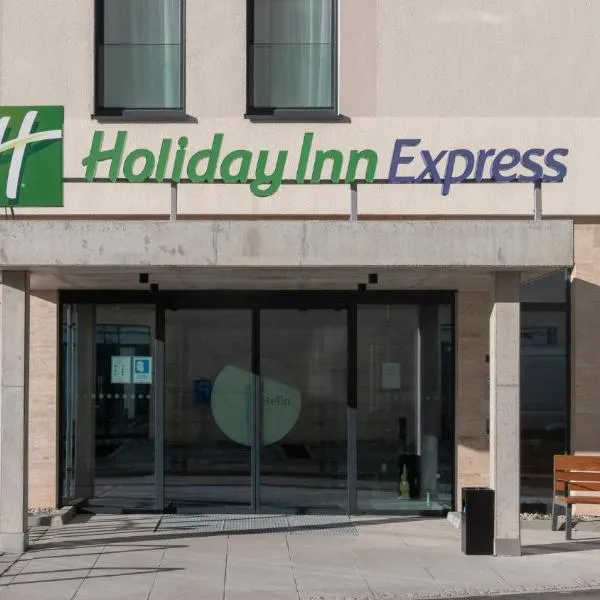 Holiday Inn Express - MUNICH NORTH by IHG, hotel v Munchenu