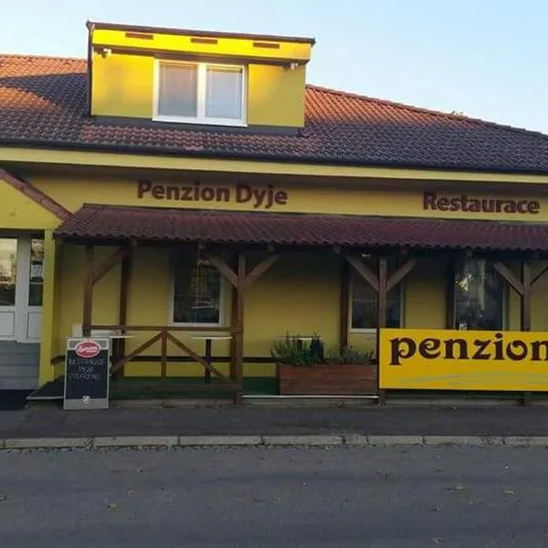 Penzion Dyje, khách sạn ở Hevlín