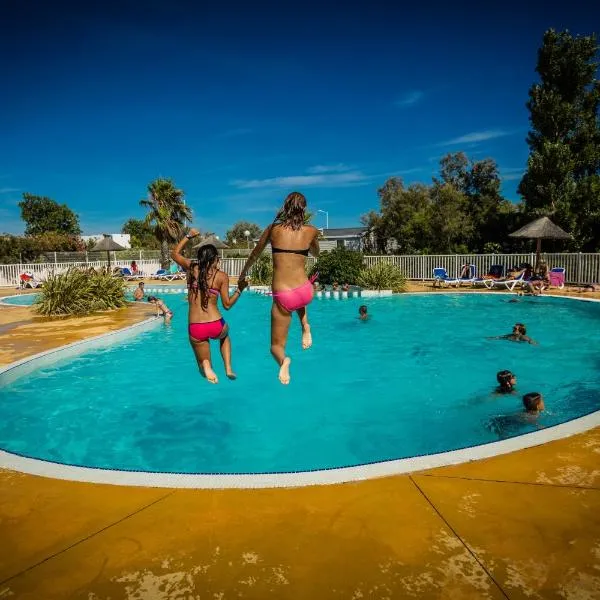 Camping Rives des Corbières, hotel in Port Leucate