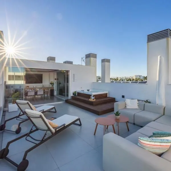 NEW Albufeira # Luxury Green Penthouse By ALzira, отель в Албуфейре
