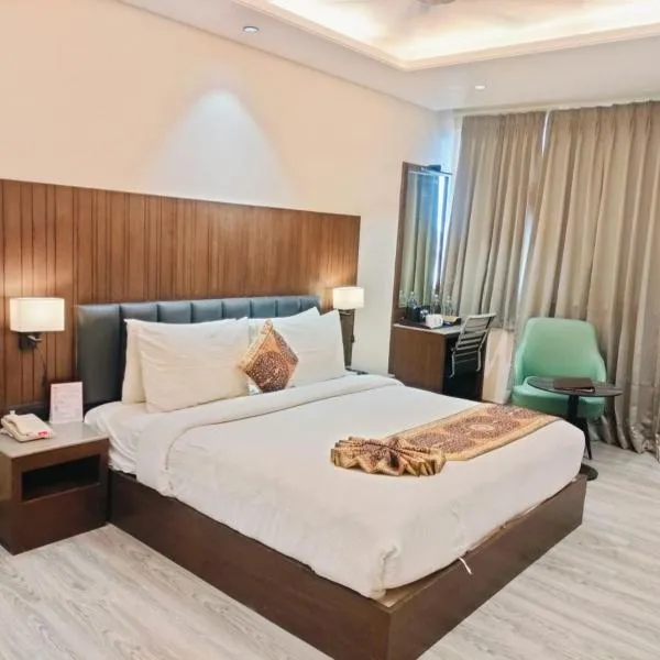 Hotel Raaj Palace photo 2