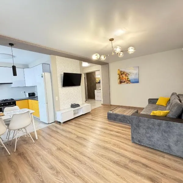 2 room apartment in the center of Poltava, hótel í Poltava