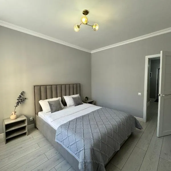 Апартаменты в ЖК Only Sun, viešbutis mieste Prigorodnyy