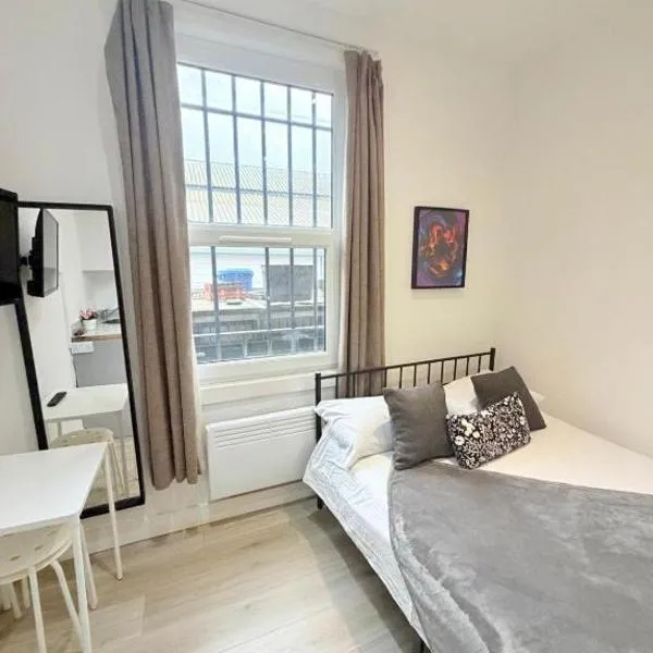 Your Best Rooms By Islington & Angel, хотел в Лондон