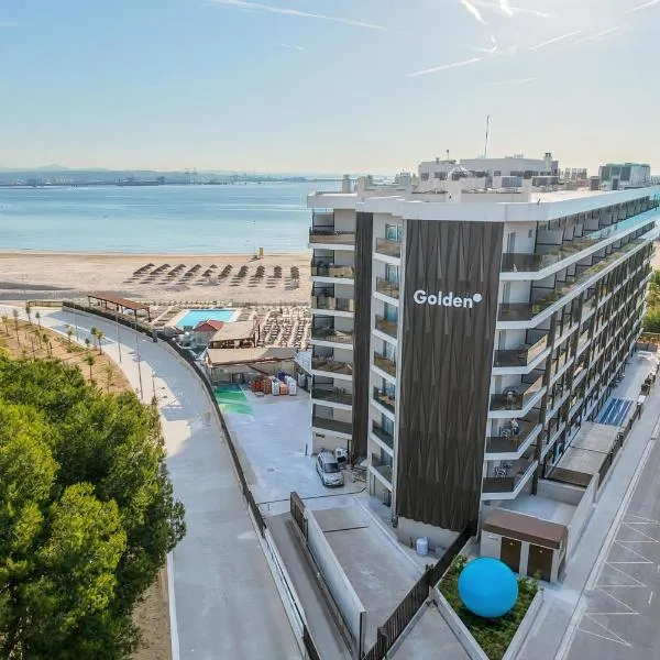 Golden Donaire Beach 4 Sup โรงแรมในลาปีเนดา