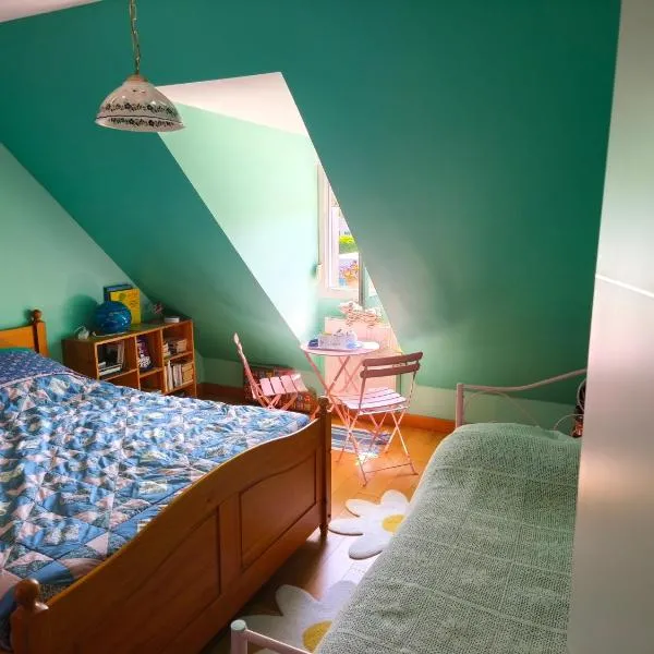Sous le pommier, hotel in Douvres-la-Délivrande