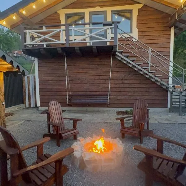 ЖИВОПИСНІ КАРПАТИ люкс, hotel en Slavske