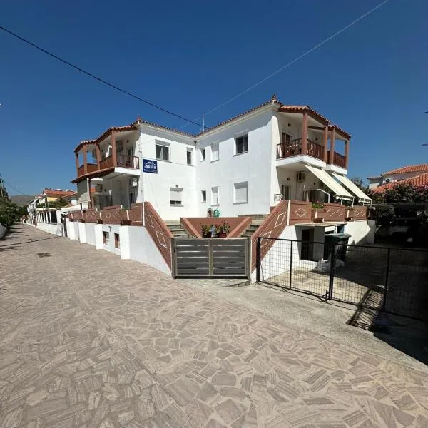Joanna Rooms, hotel en Skala Eresou