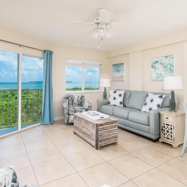 Coral Penthouse Key Largo Ocean Pointe 4216, Hotel in Key Largo
