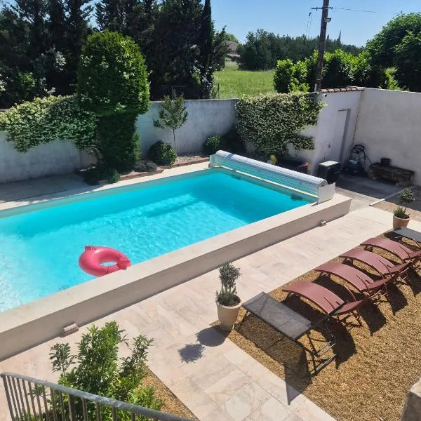 Chez Éric et Marine, hotel v destinácii Robion en Luberon