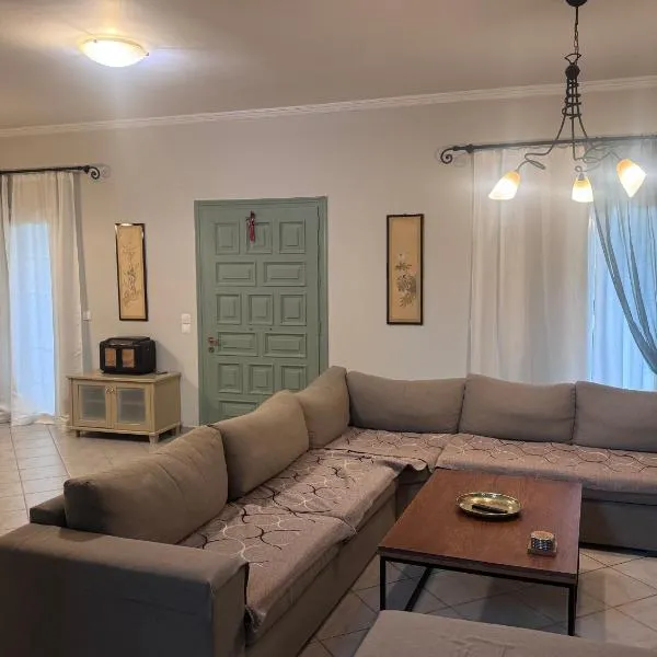 Bruskos Holiday Deluxe, hotel en Kynopiástai