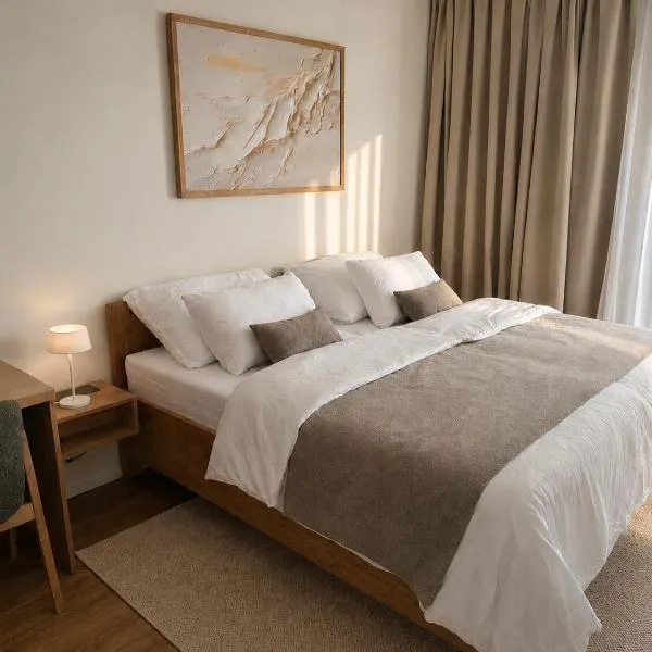 Sleep & coffee by KAFEC, hotel in Komárov