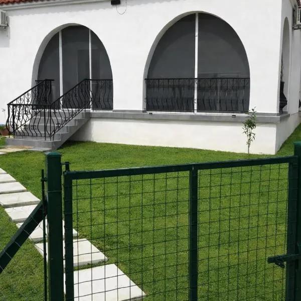 Villa Archontiko、Mirodhátonのホテル