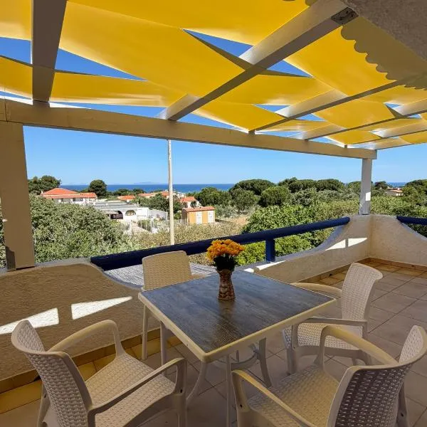 Blue House, hotel i Marina di Sorso