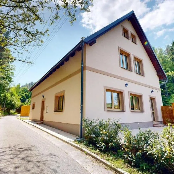 Apartmány Nová Oleška، فندق في Huntířov