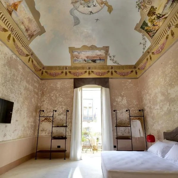 Galatina Suites - Palazzo Scalfo Roof Garden, hotel a Galatina