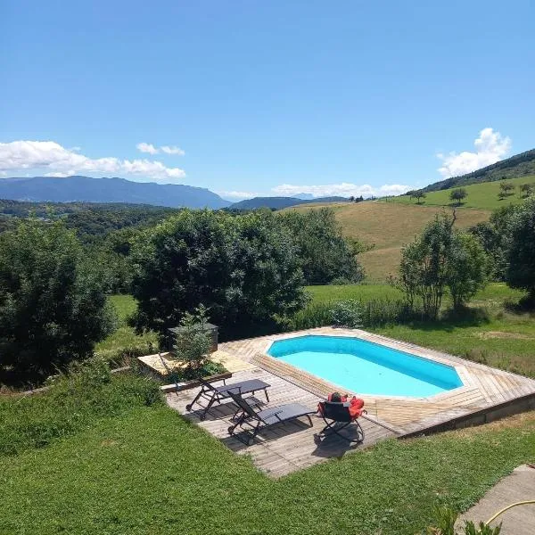 Chambres d'hôtes - En Alpacie, à l'orée des possibles, hotel i Entrelacs
