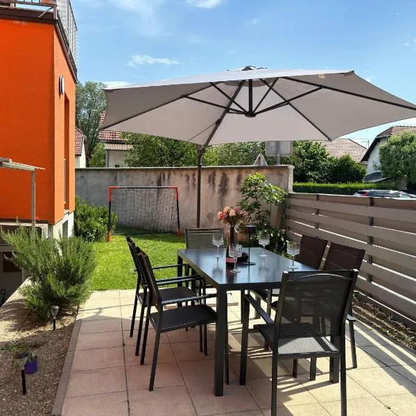 Corner Terrace apartment, hotel em Ljubljana