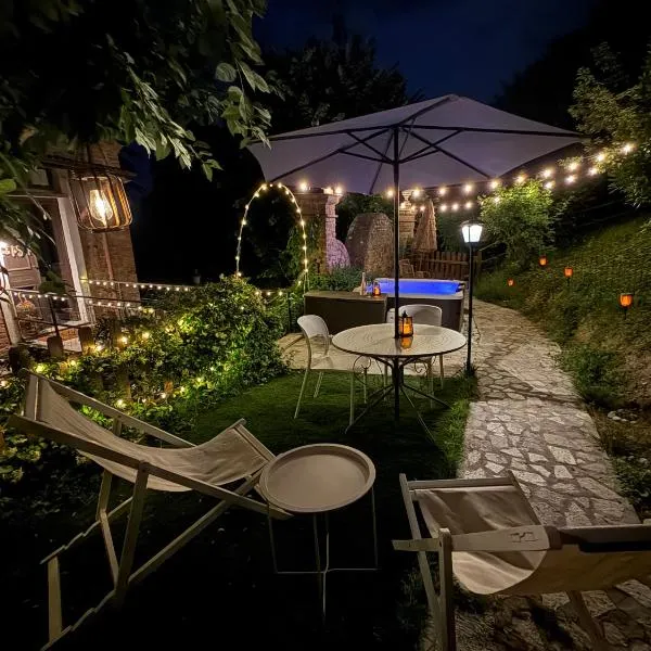 Io&Te Suite Privata con Jacuzzi a Villa Monteriolo, hotel Canelliben