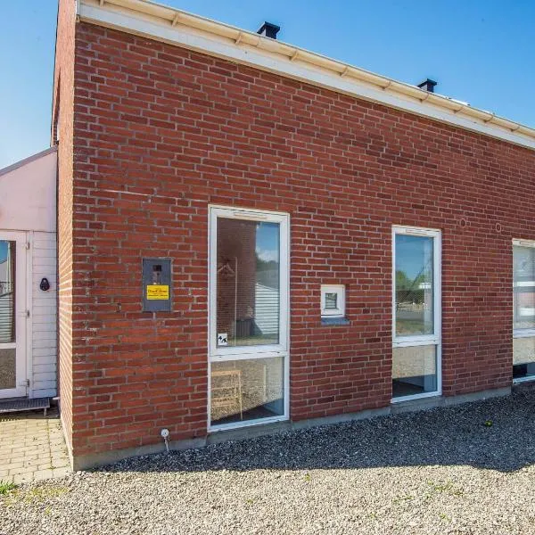 6 person holiday home in Rømø-By Traum, hotel in Sønderby
