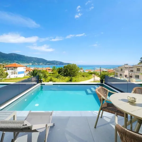 Videre Golden Private Pool Suites, hotel di Potamia