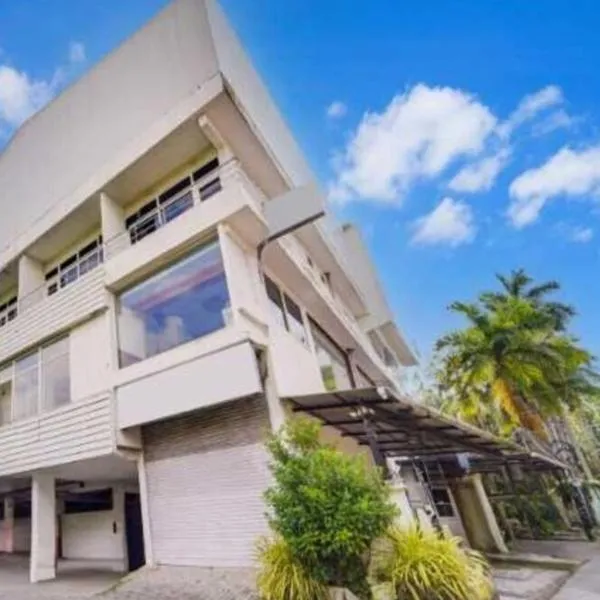 Super Collection O Companion Leisure Homes, hotel sa Kovalam