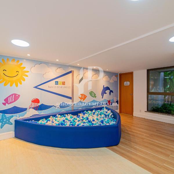 Apartamento a beira-mar com piscina - Foto 2
