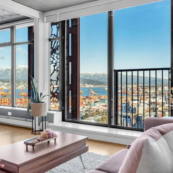 Water Views, 40th Floor Sub-Penthouse! Entire Condo in the heart of Vancouver City Centre, hotel sa Vancouver