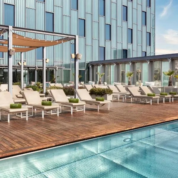 The Level at Meliá Barcelona Sky, hotel Barcelonában
